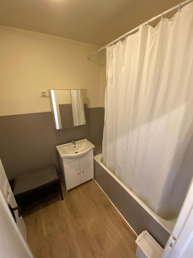 Chambre Deluxe Le Mans Exterior photo